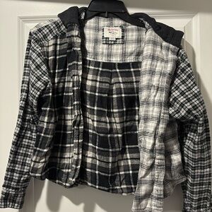 Cropped hooded flannel